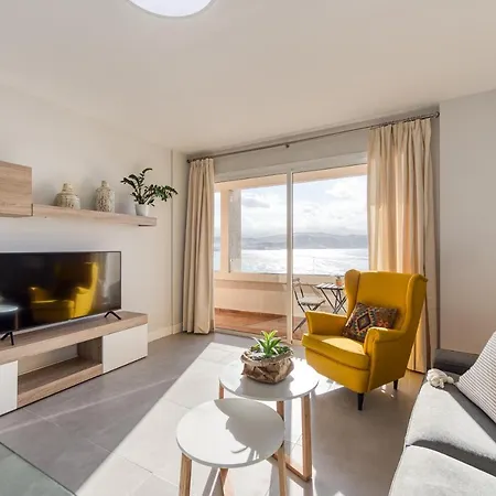 Living Canteras Homes - Bright Beachfront