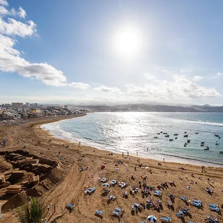 Апартаменты Living Canteras Homes - Bright Beachfront *