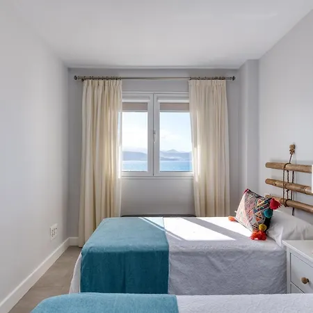 Living Canteras Homes - Bright Beachfront